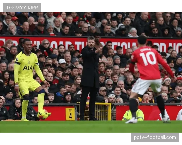 卡里克训练强度科学调整 曼联球员个性化指导提升比赛状态 卡里克训练强度科学调整 曼联球员个性化指导提升比赛状态